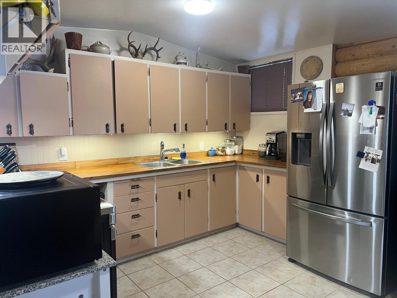 9441 BEATTIE DRIVE, Hudsons Hope