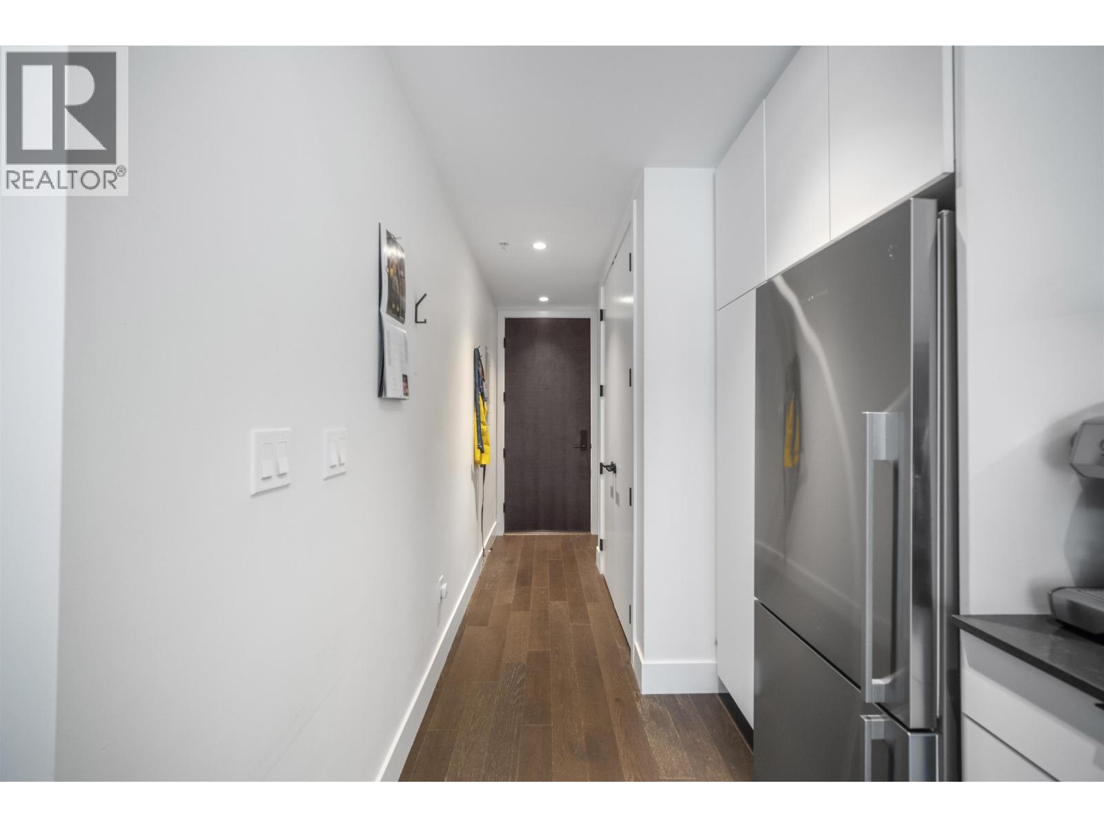 411 83 MOODY STREET, Port Moody