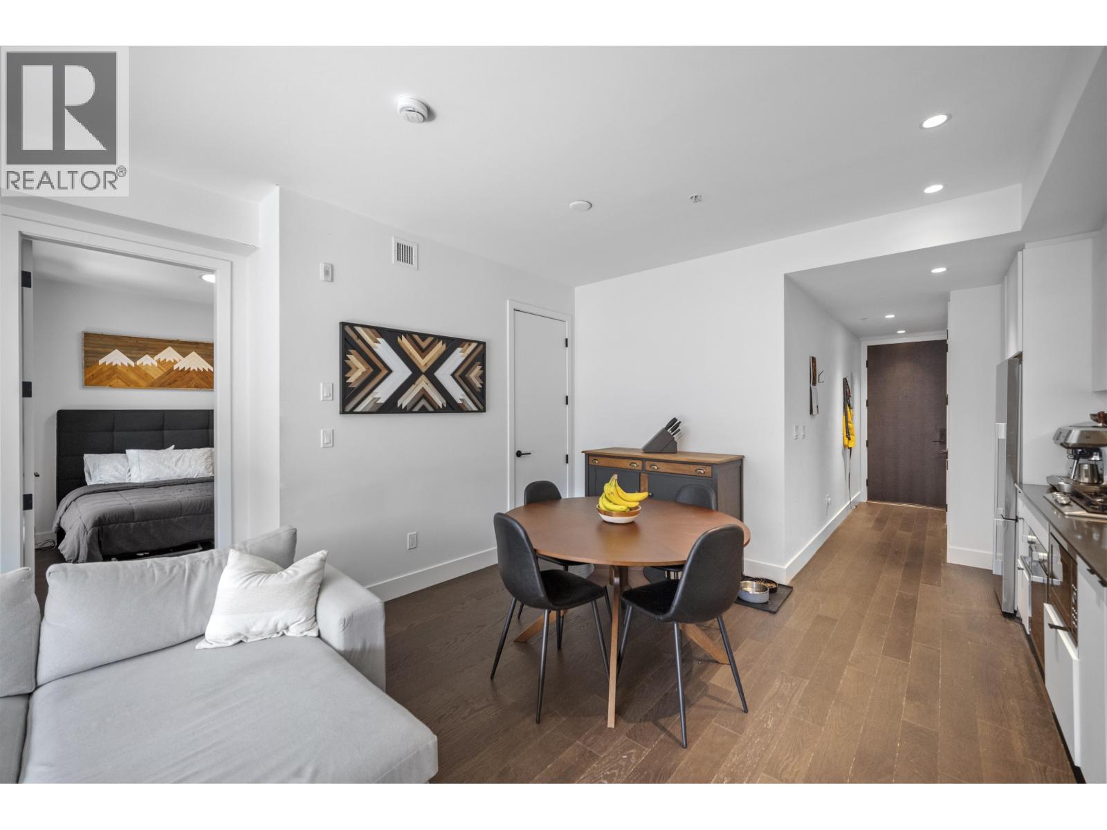 411 83 MOODY STREET, Port Moody