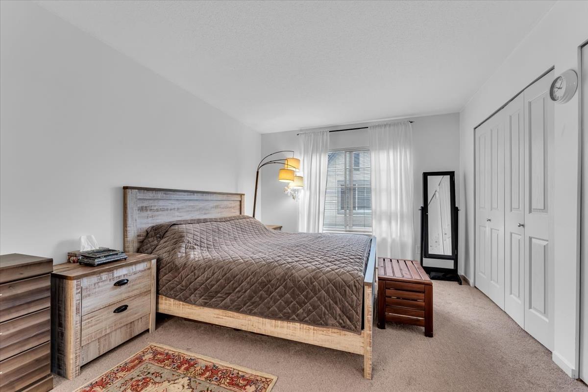 60 15152 62A AVENUE, Surrey