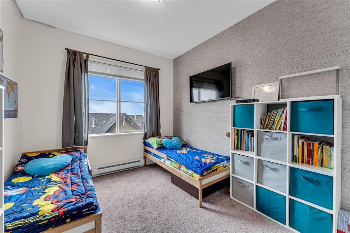 60 15152 62A AVENUE, Surrey