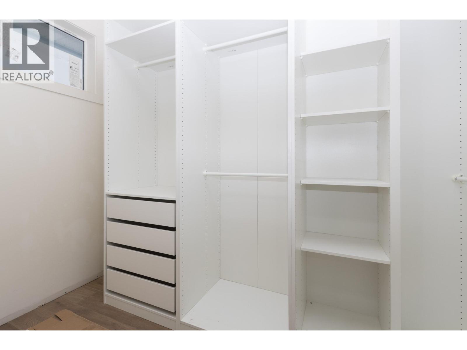  1121 16 Avenue Southeast, Salmon Arm