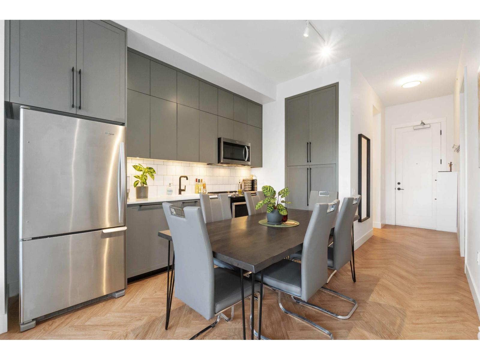 414 10168 149 STREET, Surrey