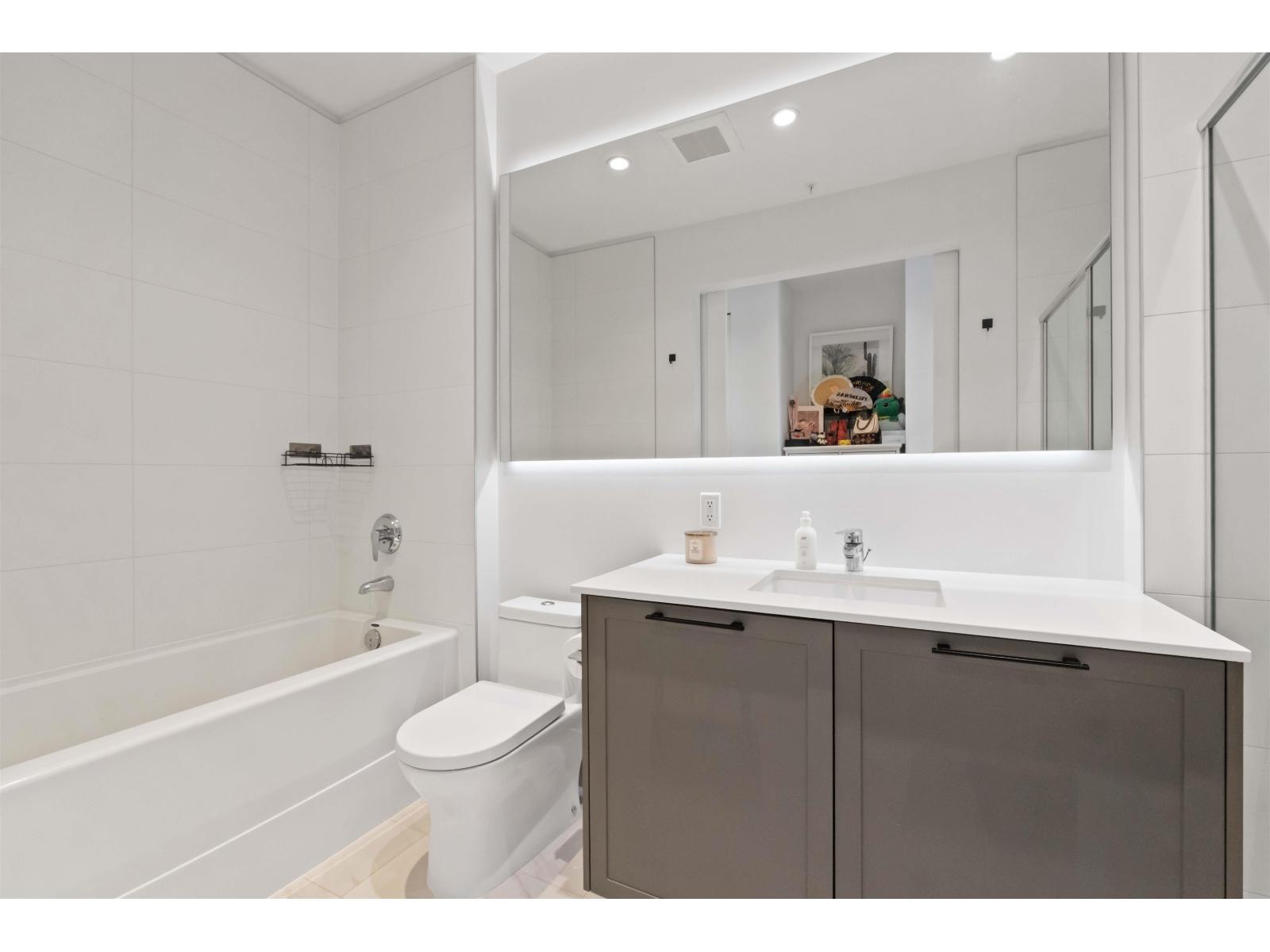 414 10168 149 STREET, Surrey