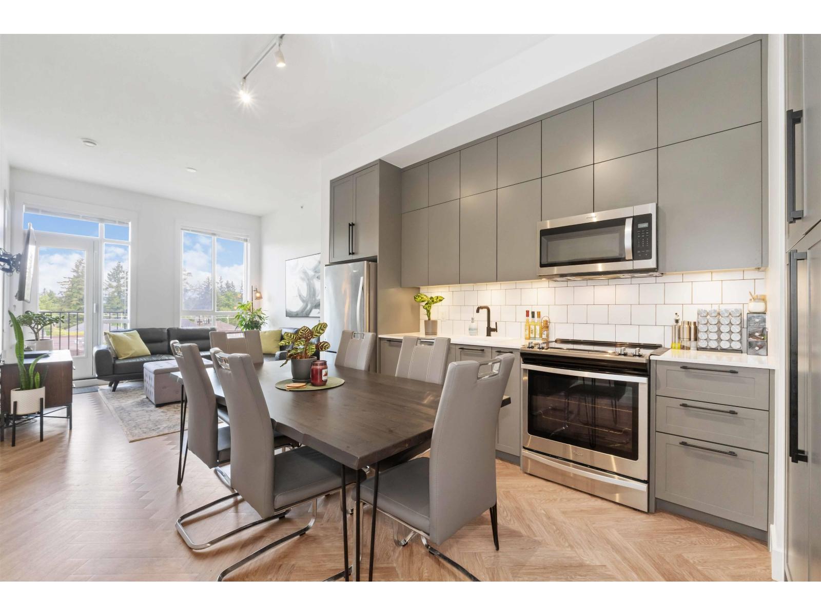 414 10168 149 STREET, Surrey