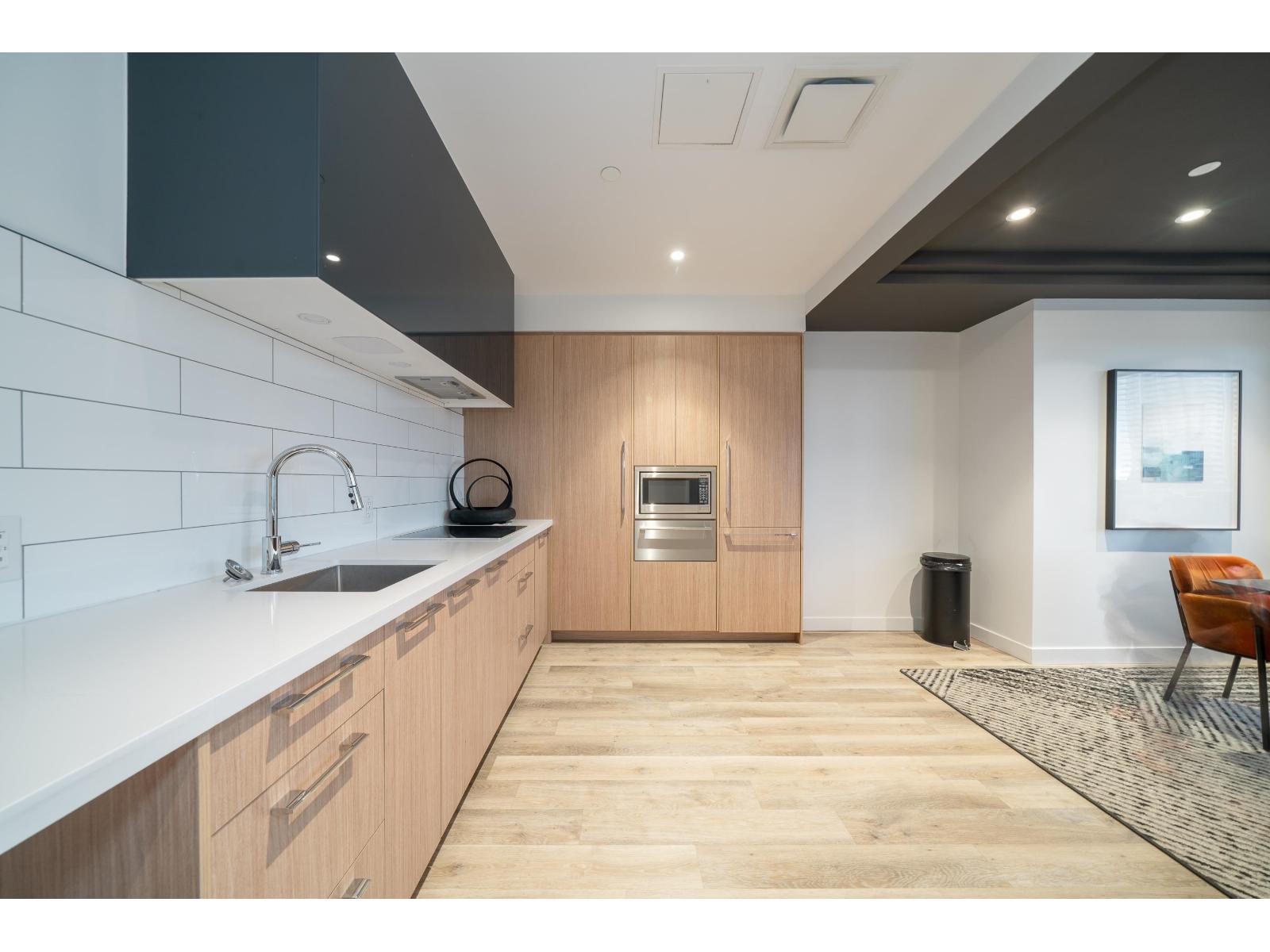 2307 13655 FRASER HIGHWAY, Surrey