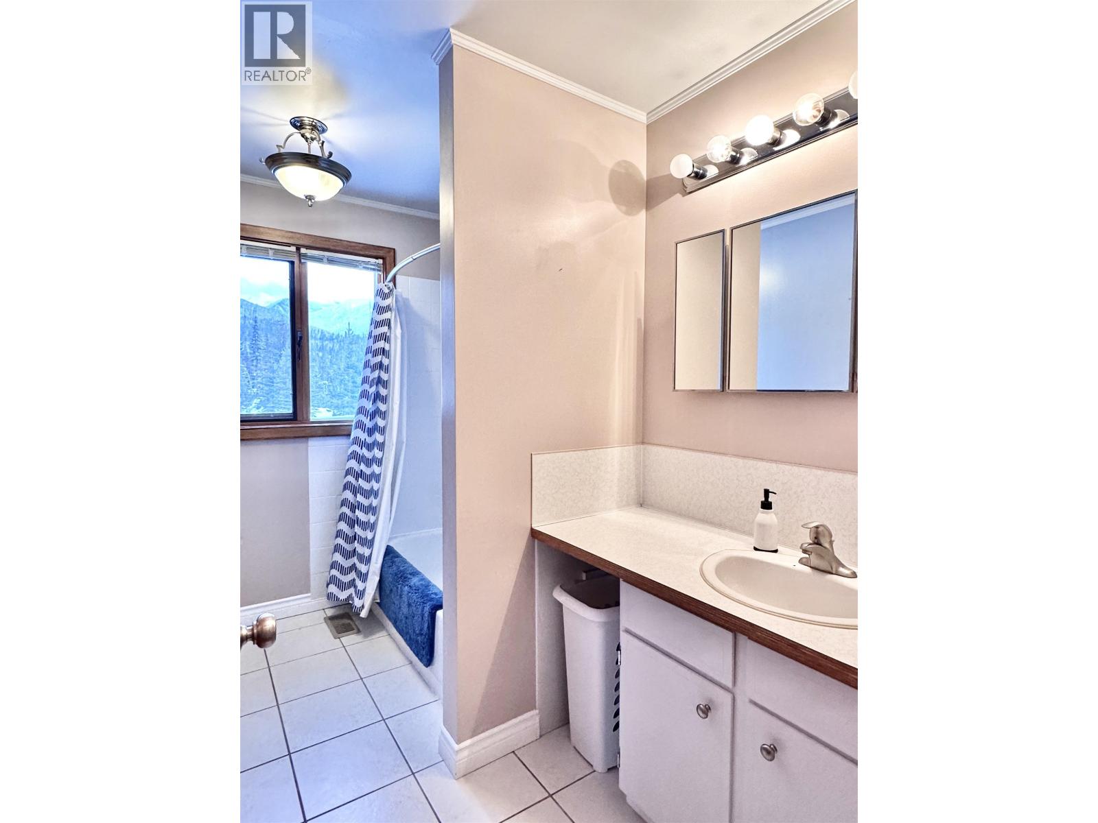 3235 MCLENNAN ROAD - 7