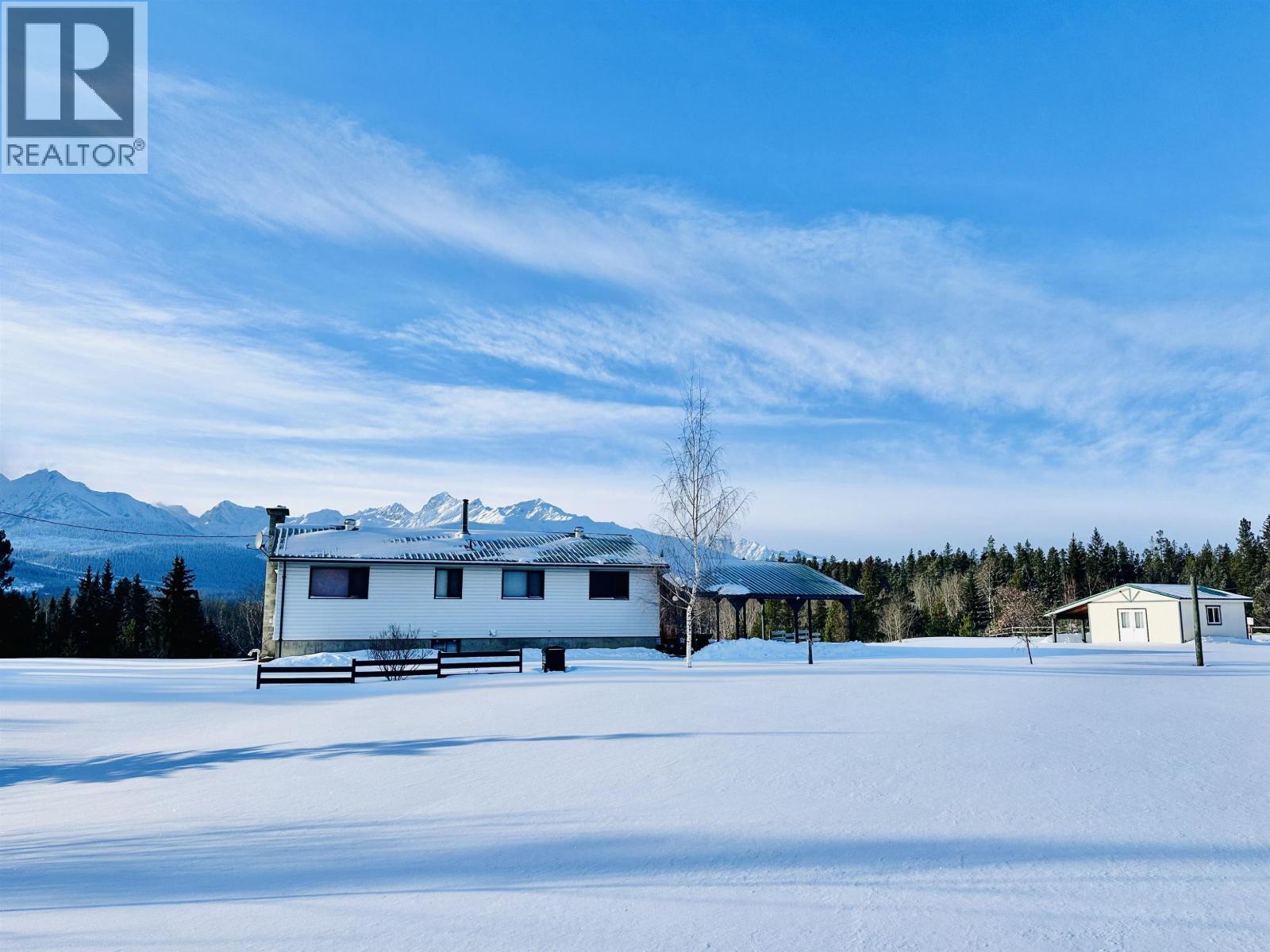 3235 MCLENNAN ROAD, Valemount