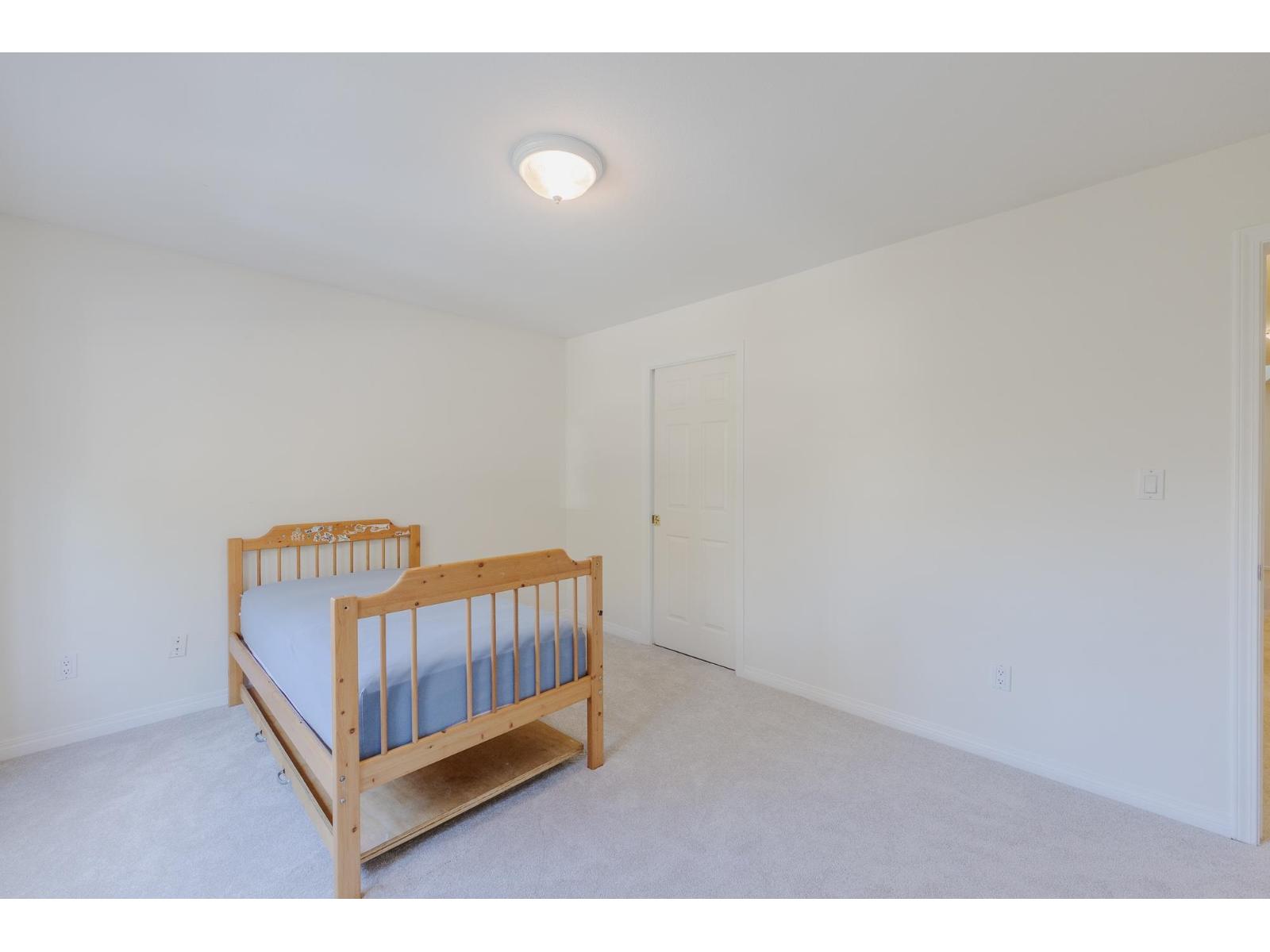 15 1828 LILAC DRIVE, Surrey