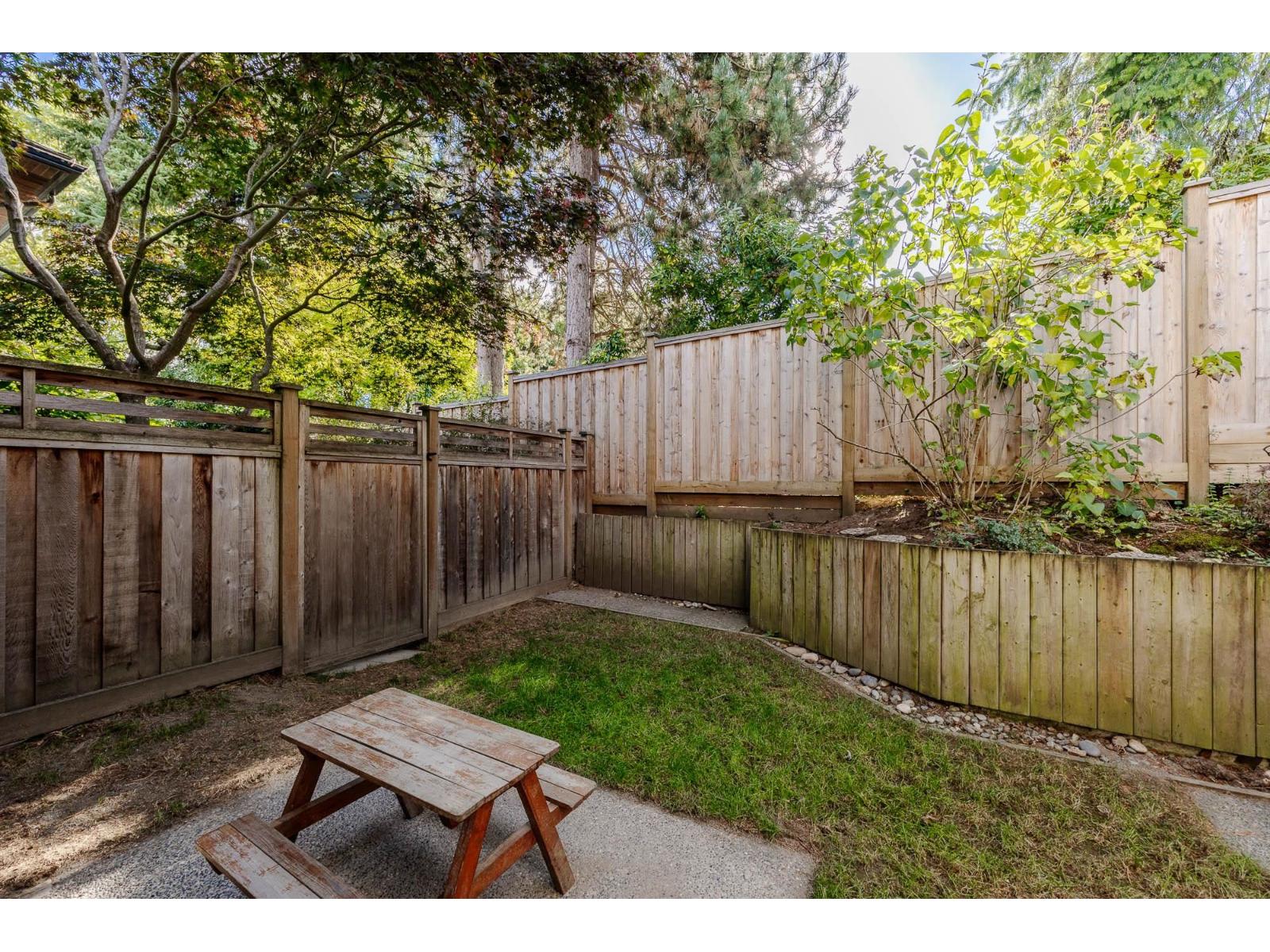 15 1828 LILAC DRIVE, Surrey