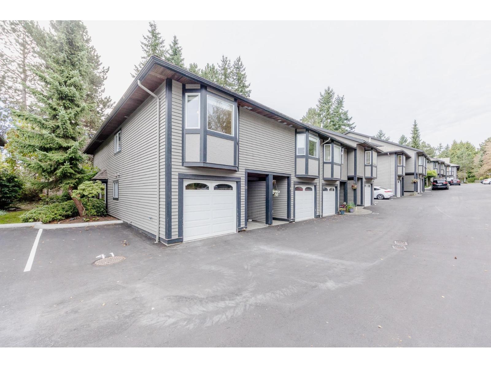15 1828 LILAC DRIVE, Surrey