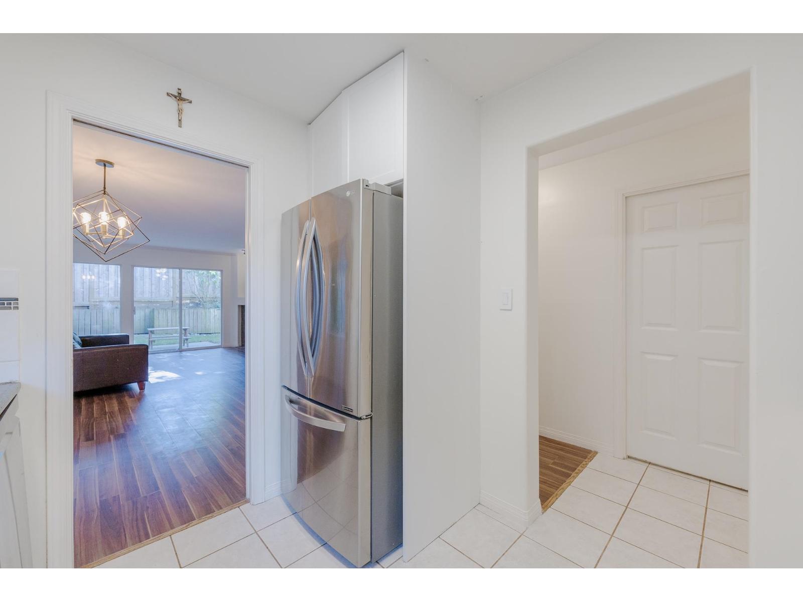 15 1828 LILAC DRIVE, Surrey