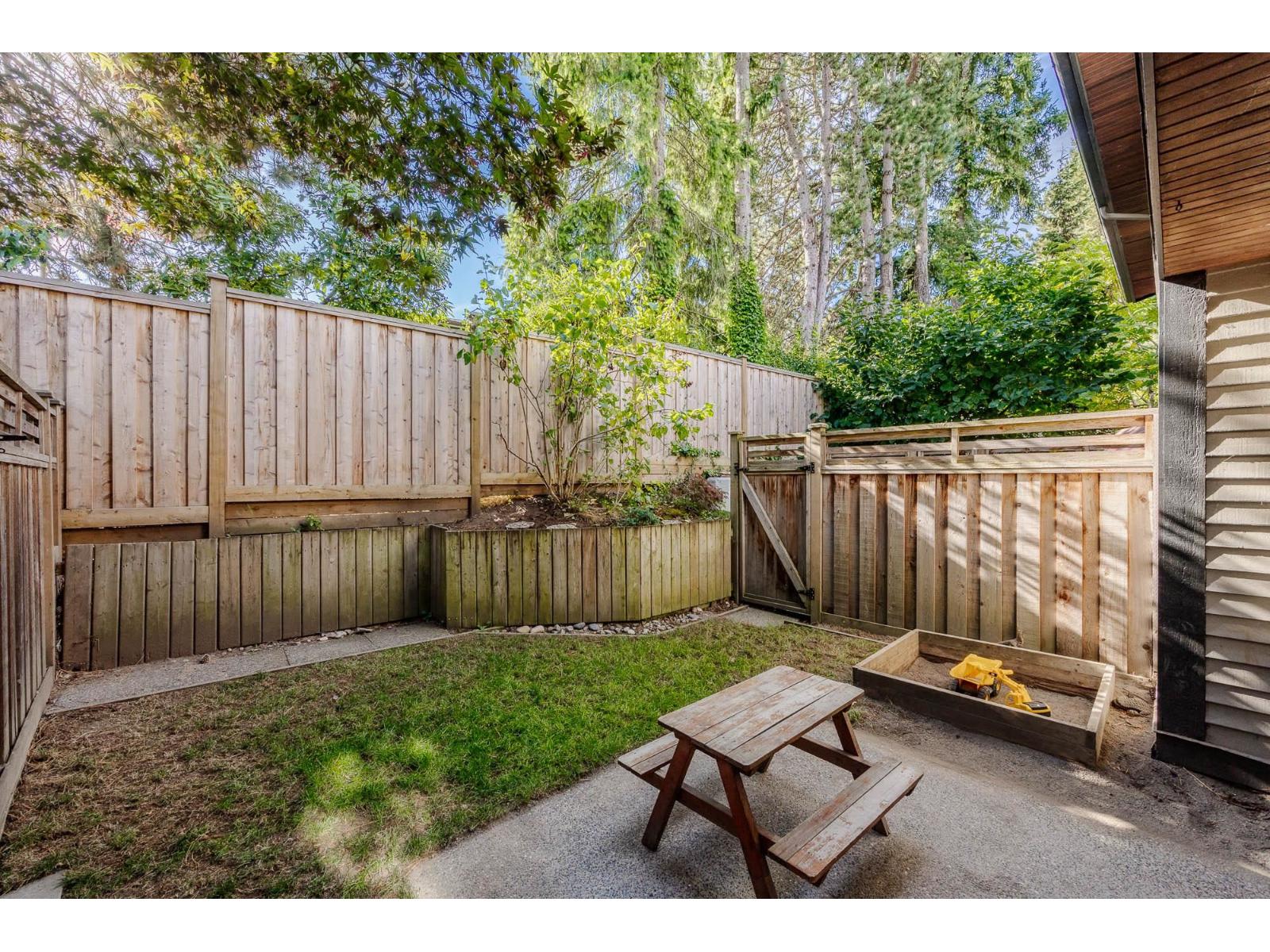 15 1828 LILAC DRIVE, Surrey