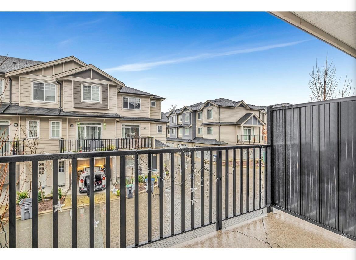 10 13898 64 AVENUE, Surrey