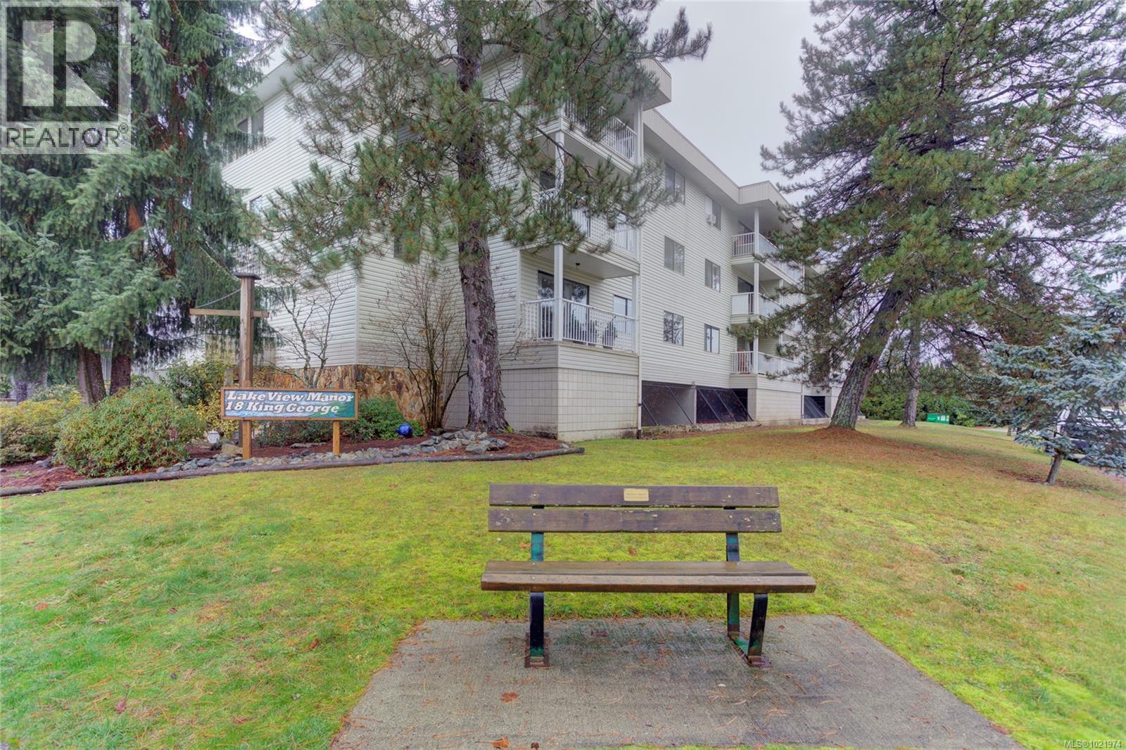 #206 18 KING GEORGE ST - 32