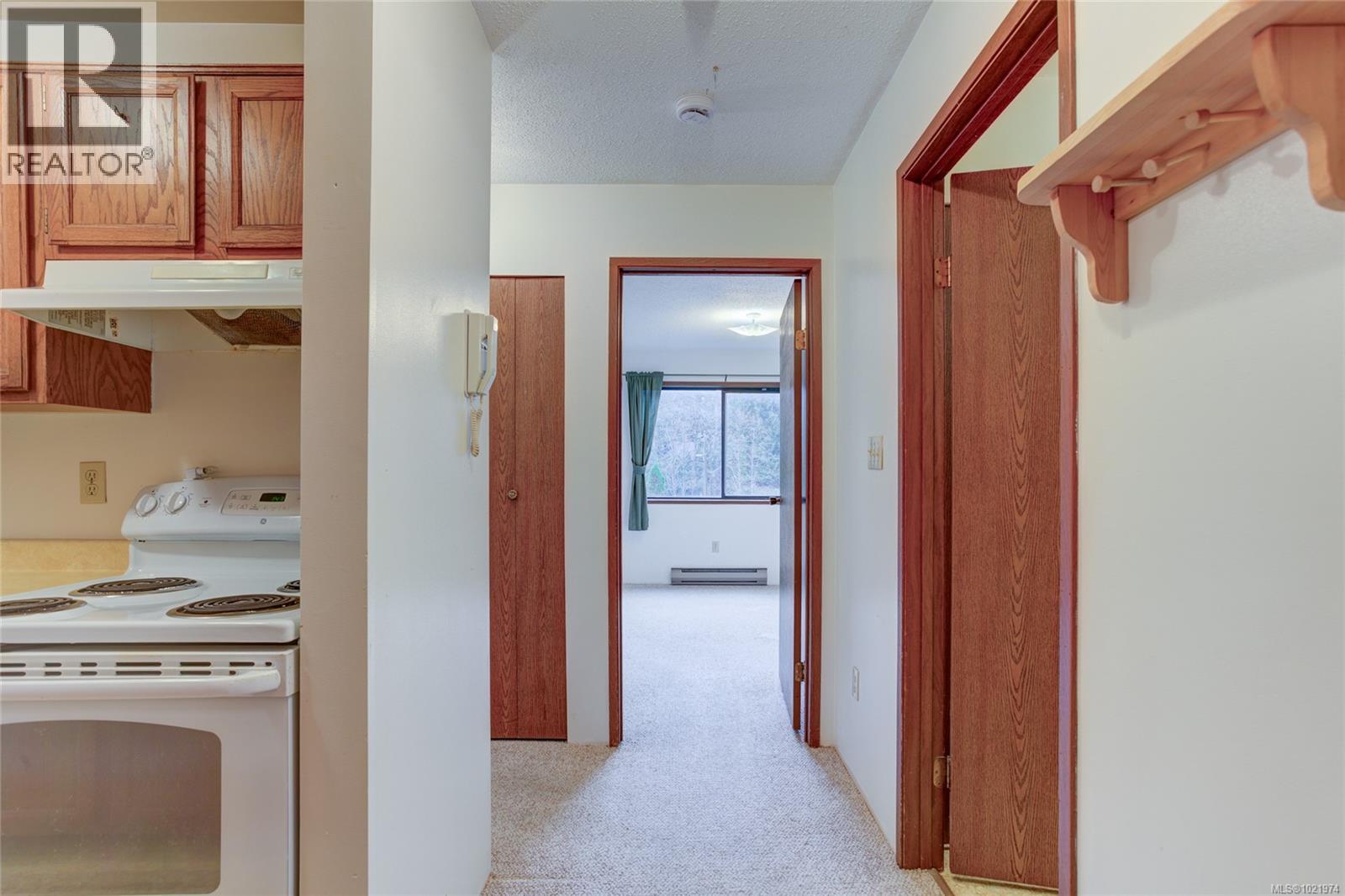 #206 18 KING GEORGE ST - 7