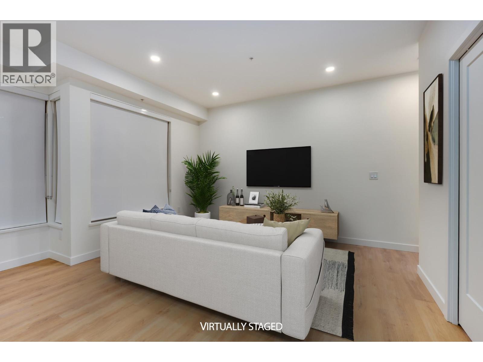 113 390 GUILBY STREET, Coquitlam