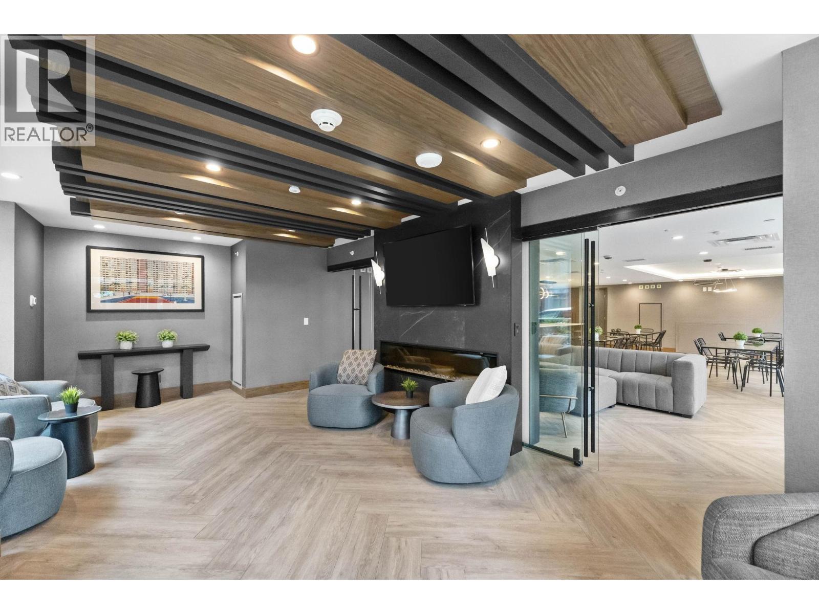 302 305 MORRISSEY ROAD, Port Moody