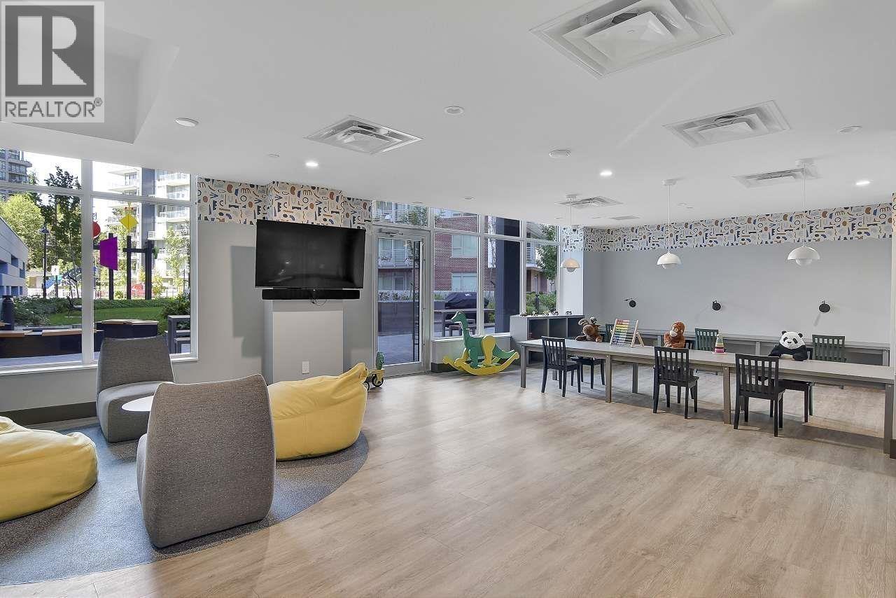 302 305 MORRISSEY ROAD, Port Moody