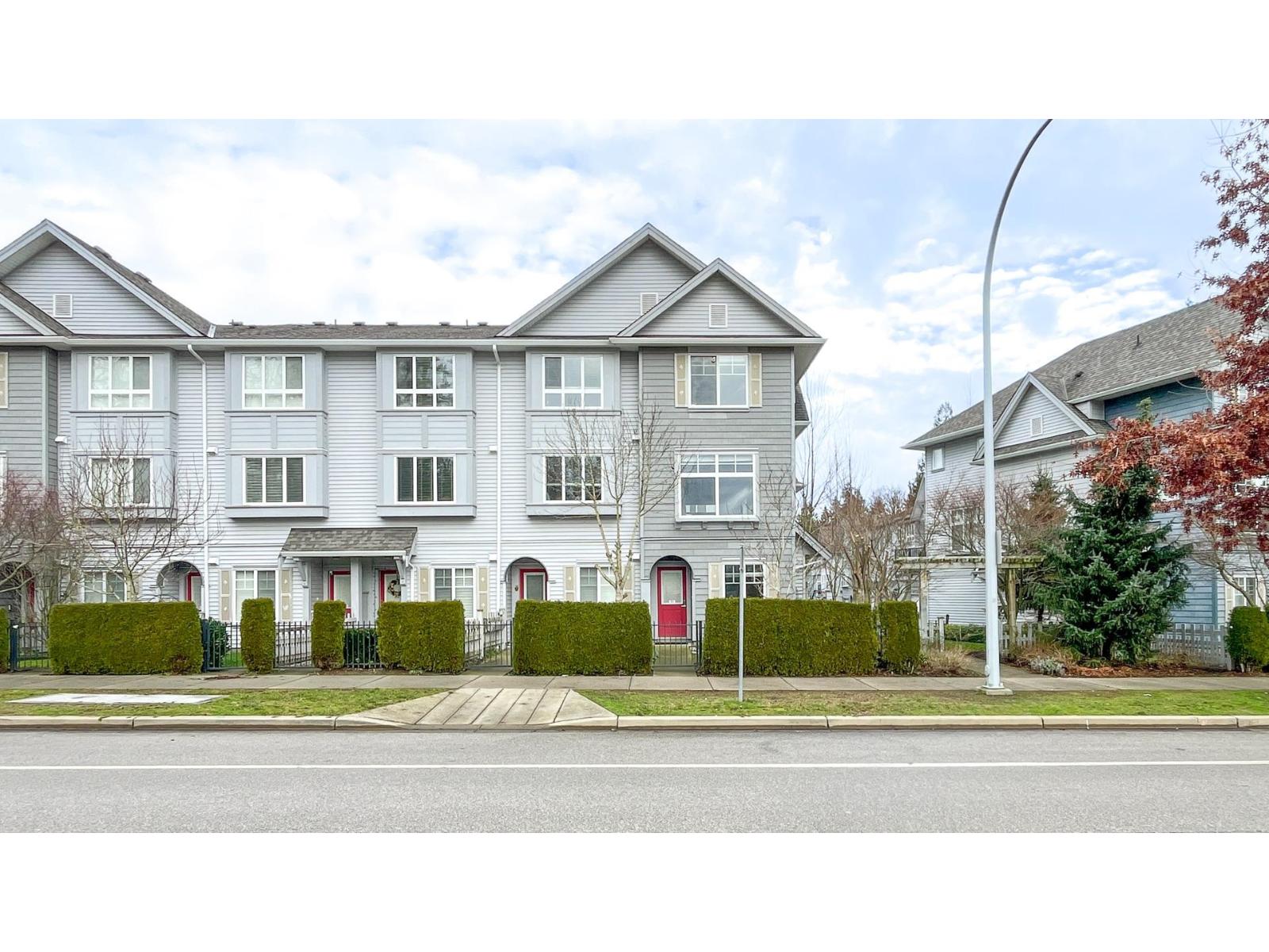 99 5858 142 STREET, Surrey