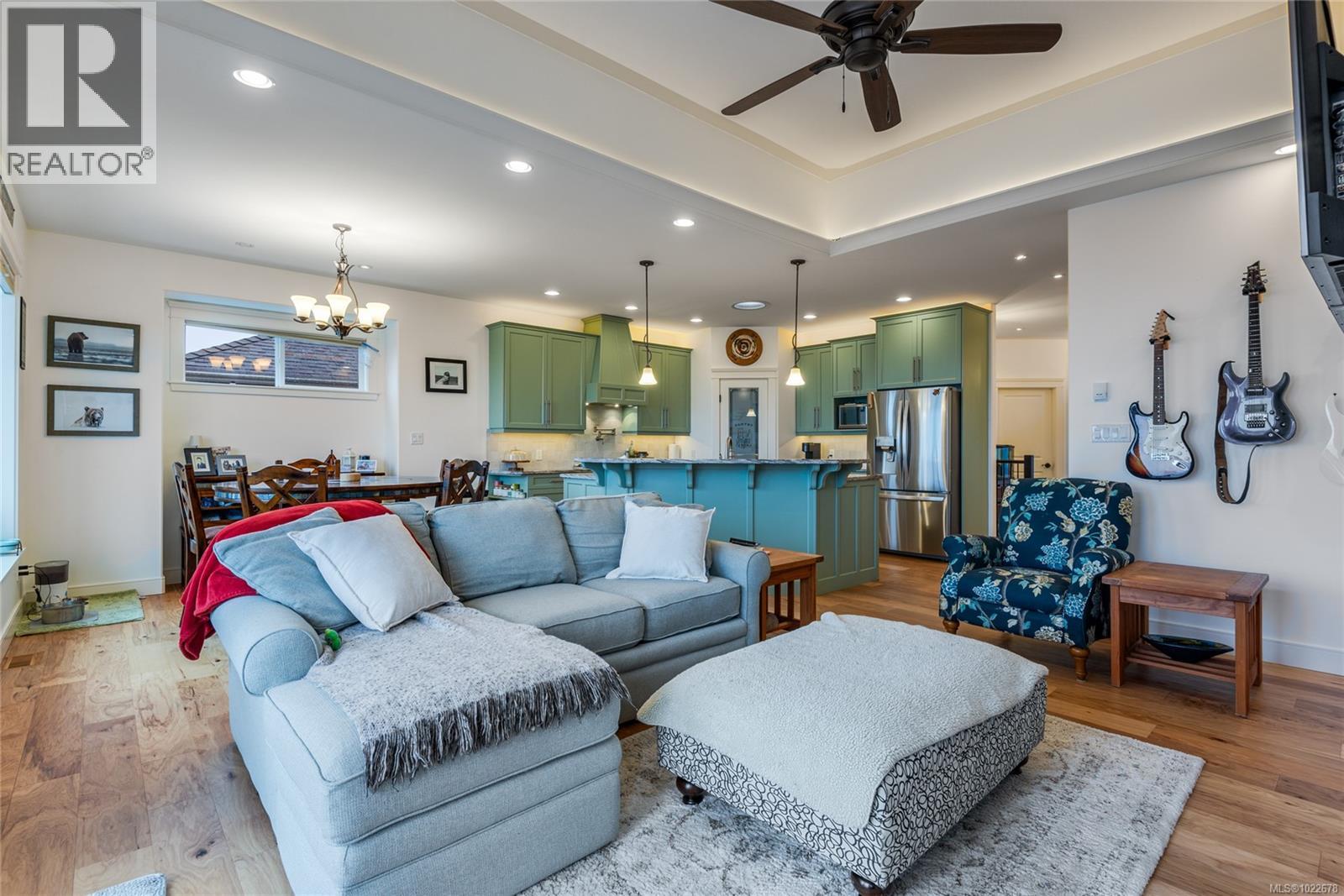 672 Pacific Heights Lane, Campbell River