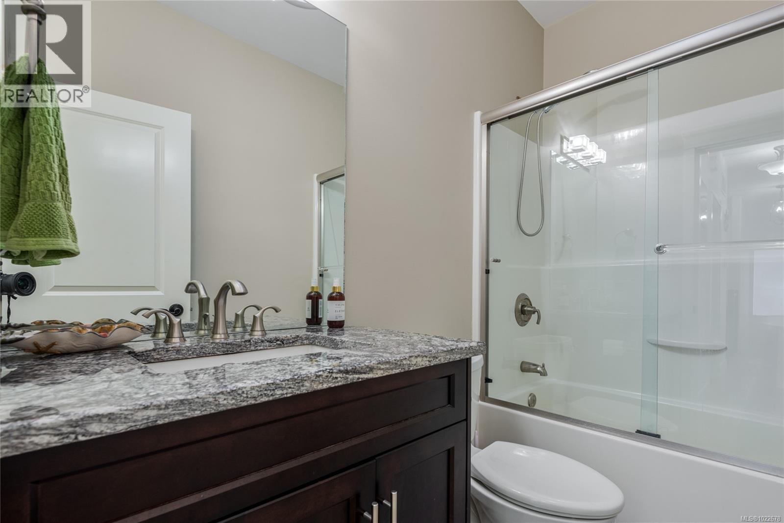 672 Pacific Heights Lane, Campbell River