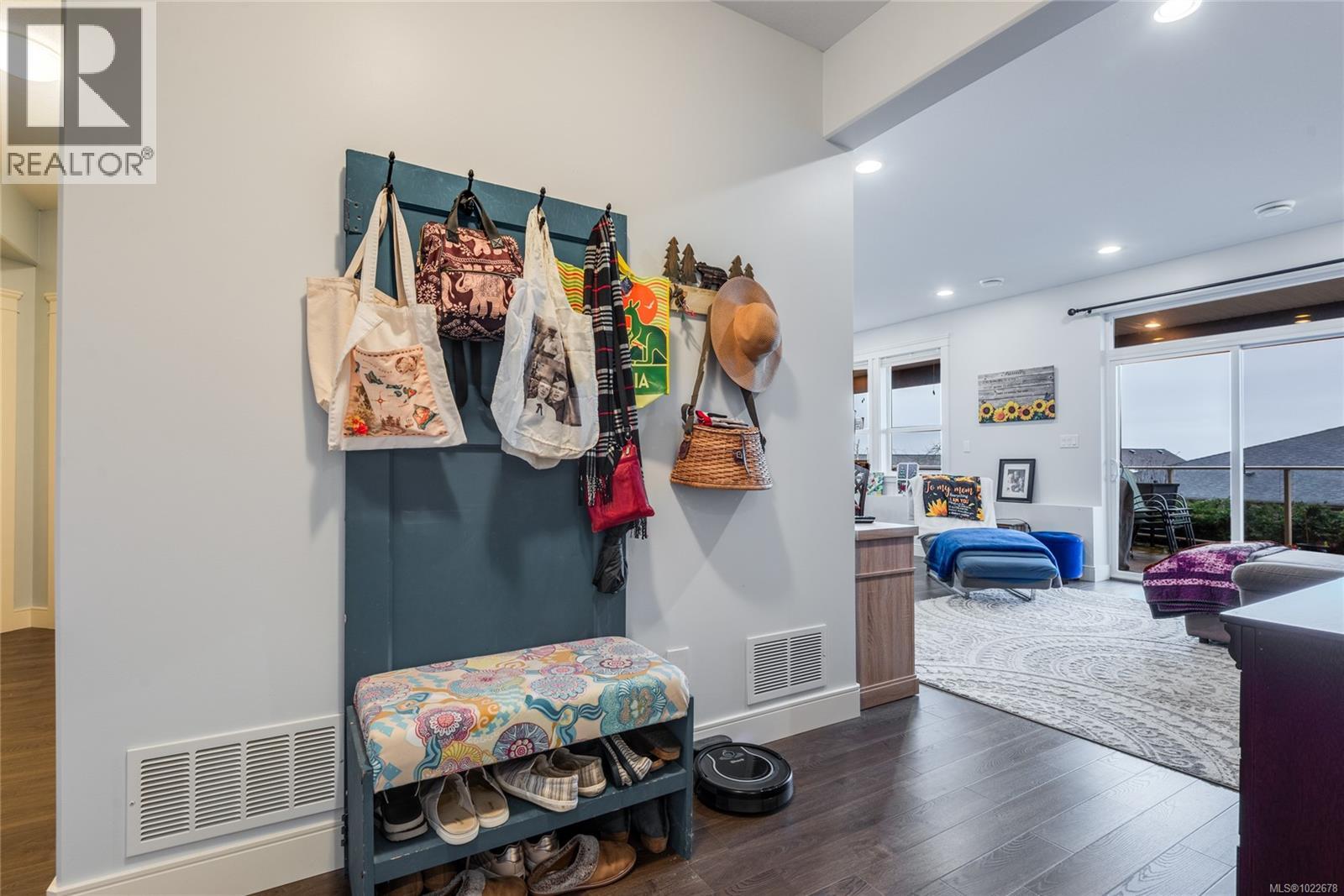 672 Pacific Heights Lane, Campbell River