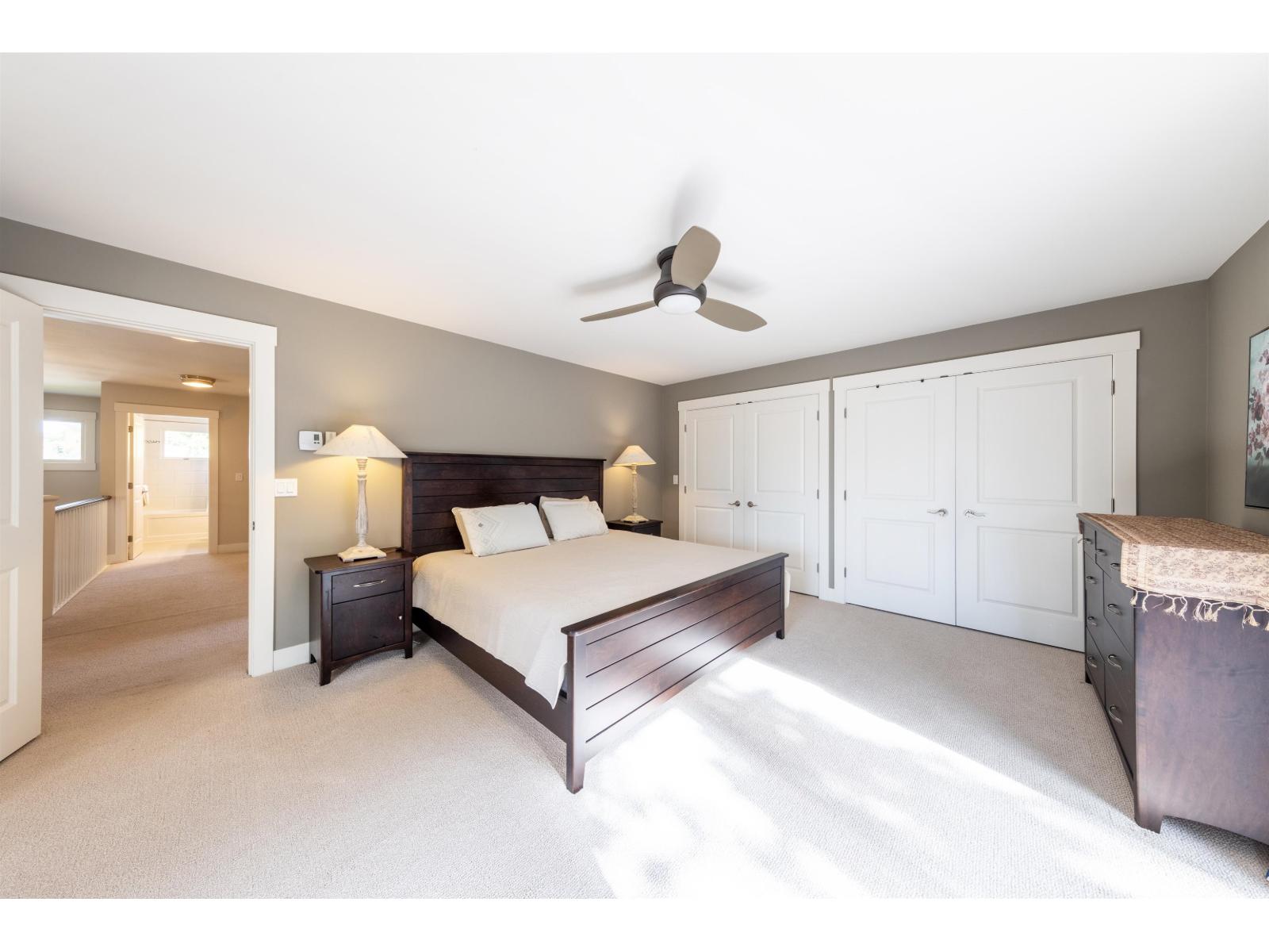 12576 18 AVENUE, Surrey