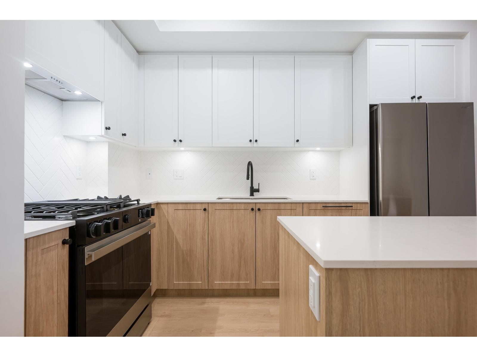 206 19911 76 AVENUE, Langley