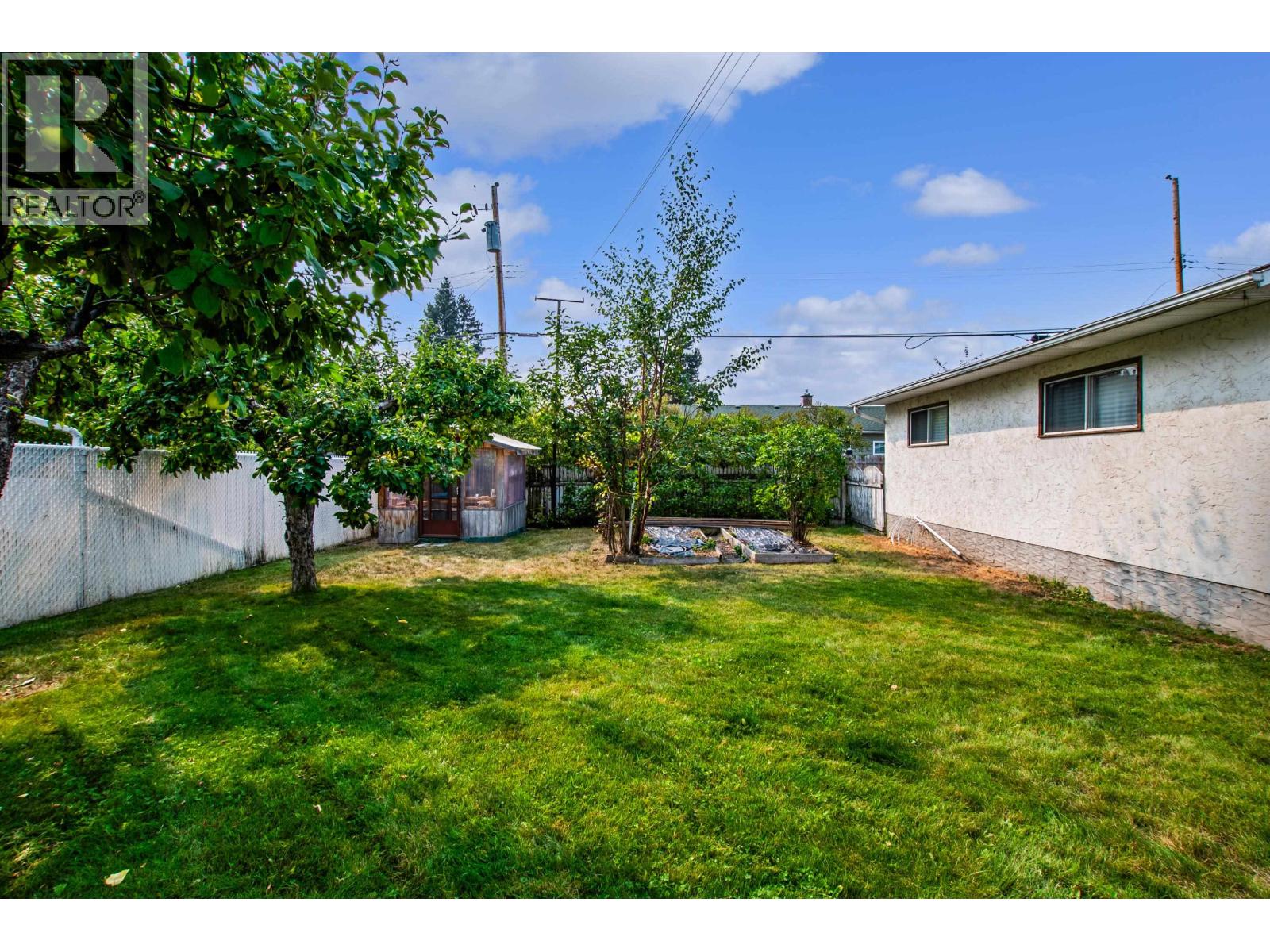 2438 MCBRIDE CRESCENT - 30