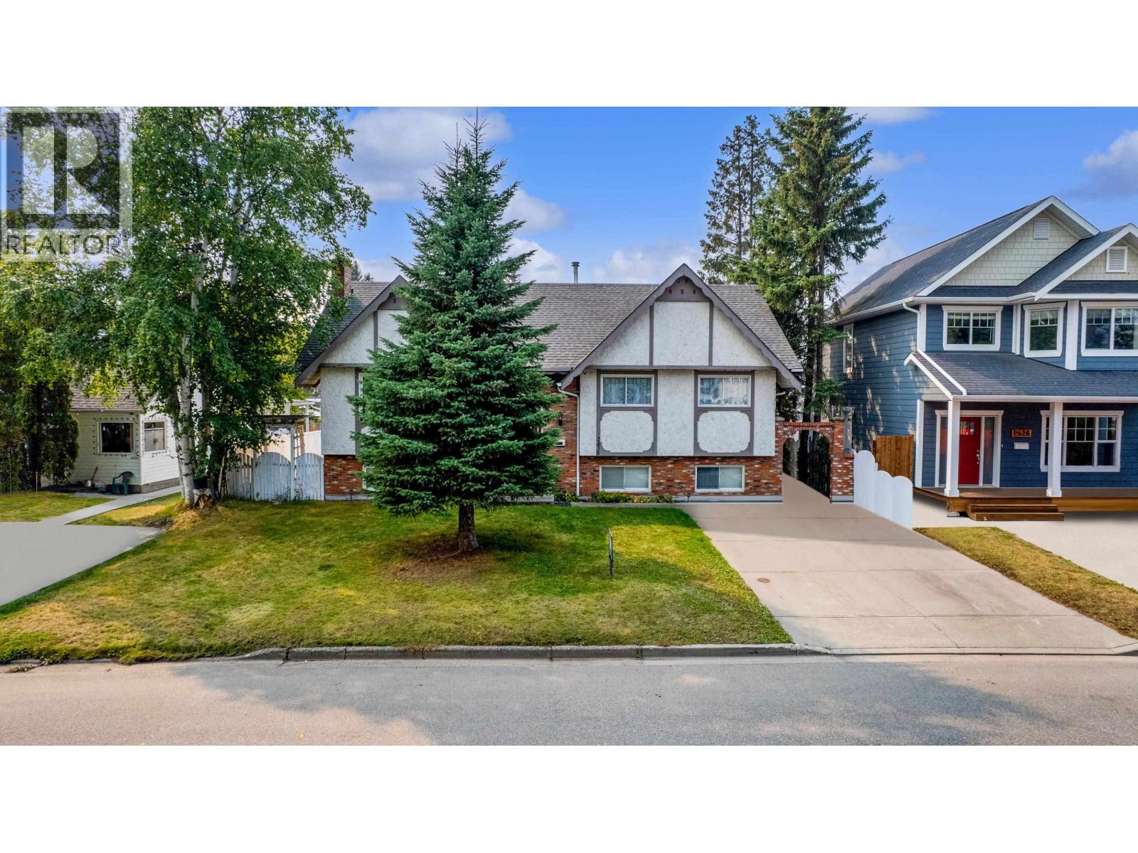 2438 MCBRIDE CRESCENT - 6