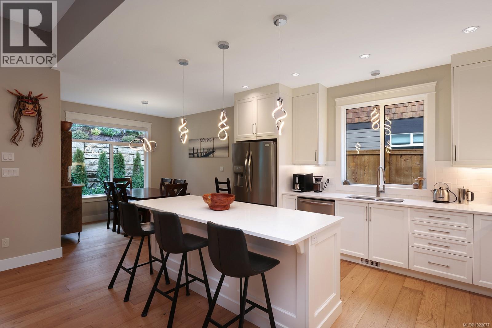 3221 Klanawa Cres, Courtenay