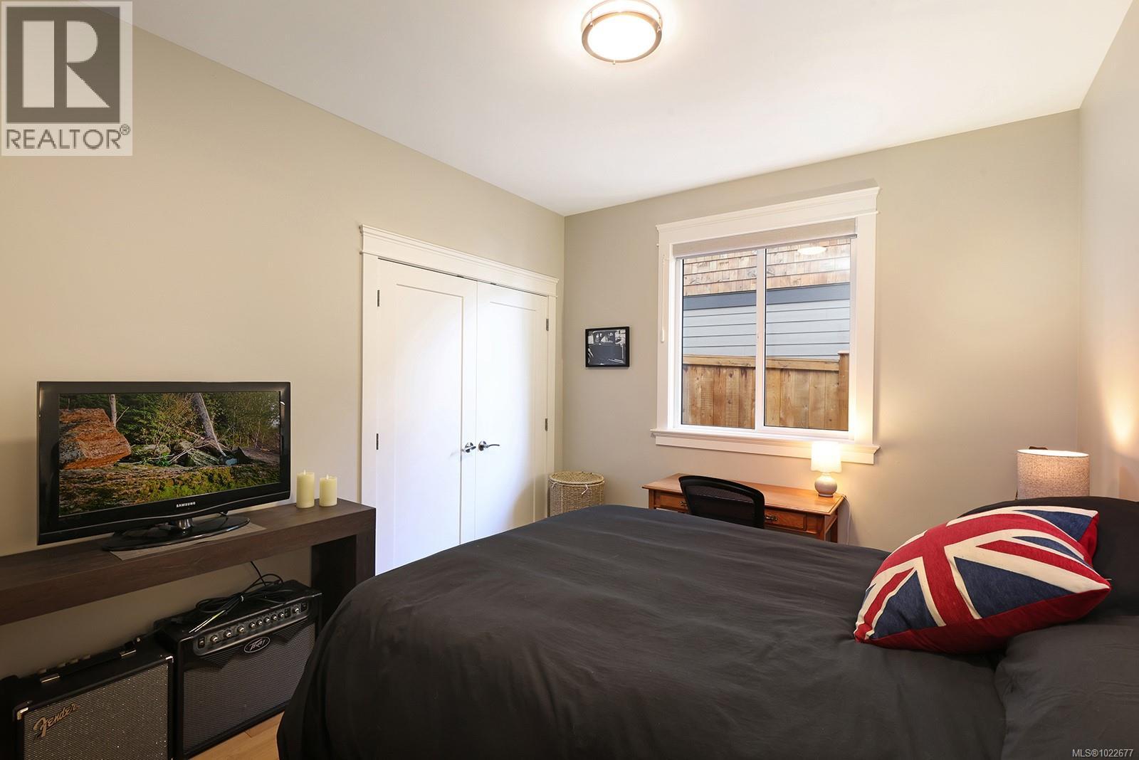 3221 Klanawa Cres, Courtenay