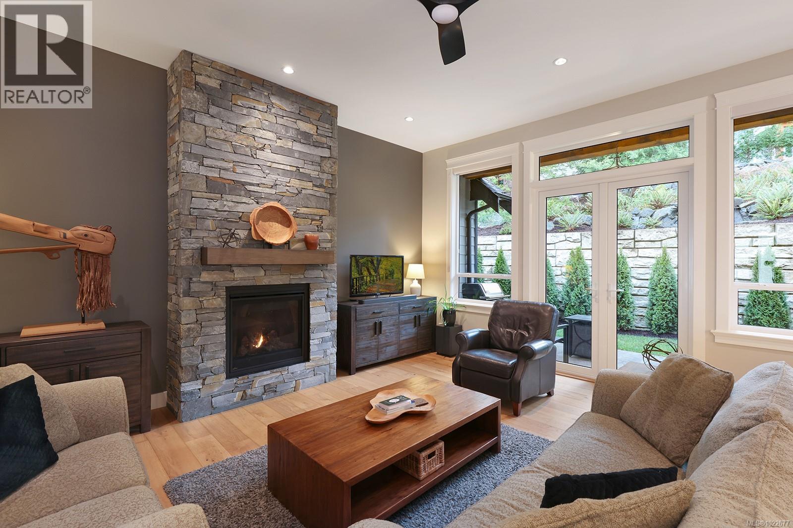 3221 Klanawa Cres, Courtenay