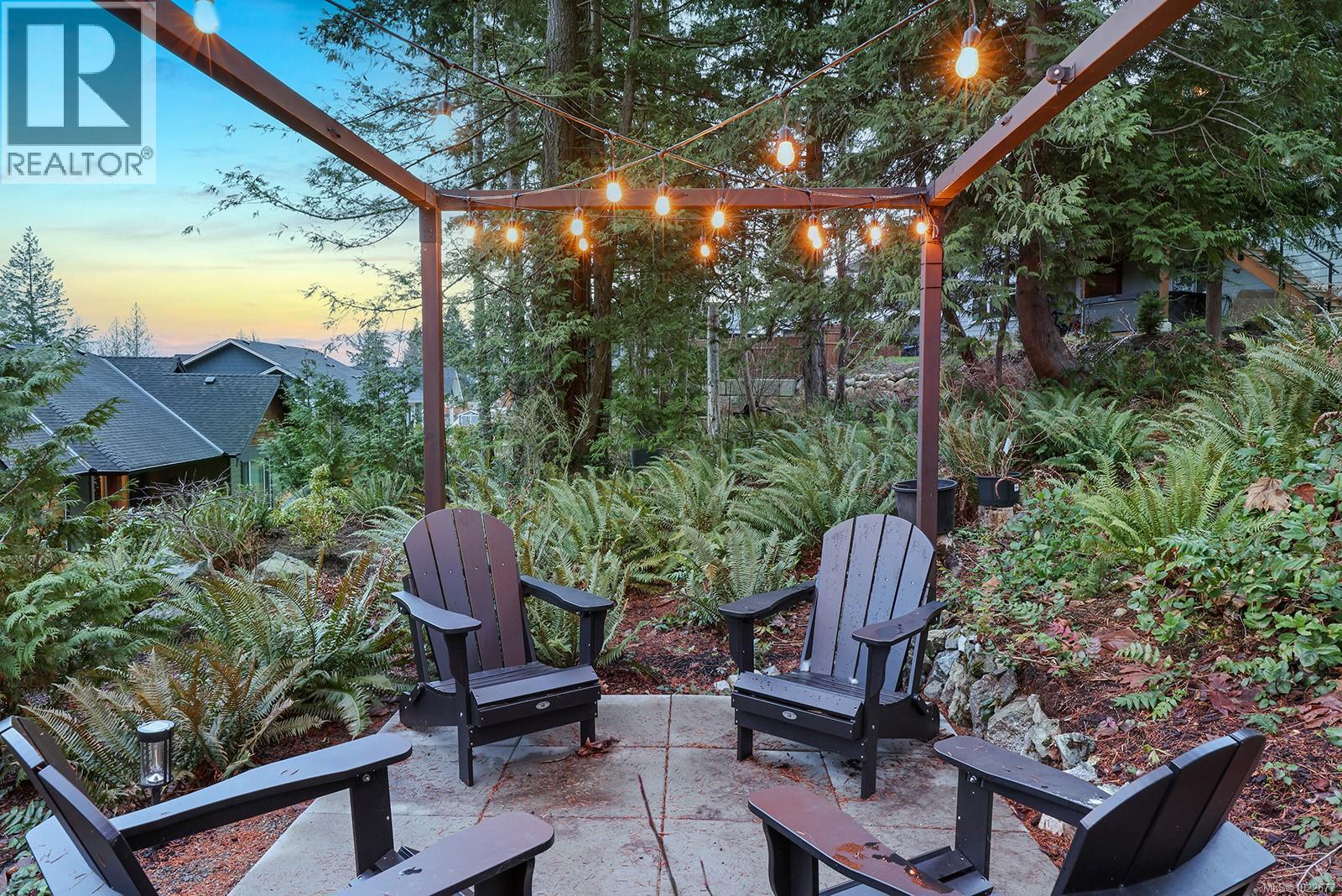 3221 Klanawa Cres, Courtenay