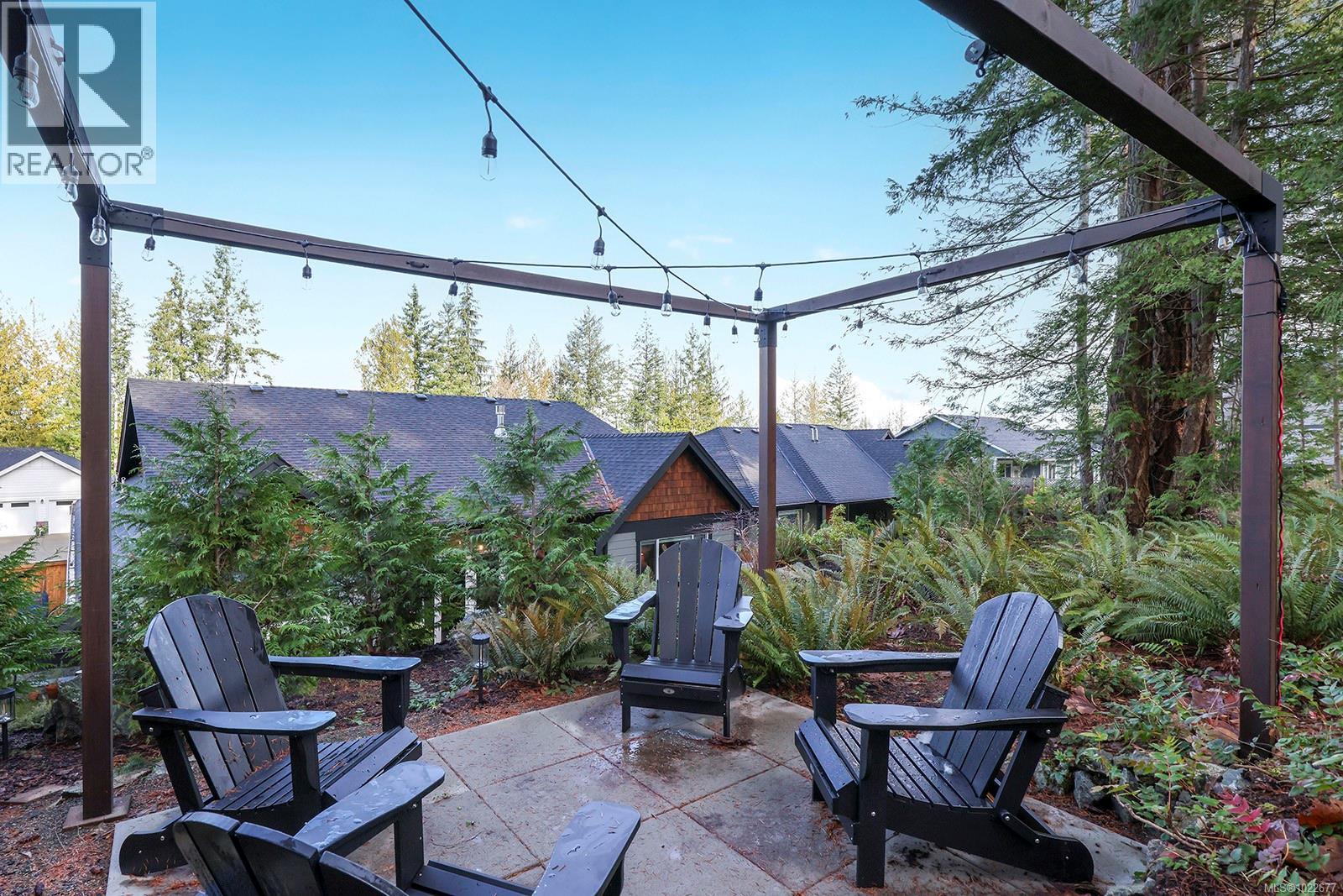 3221 Klanawa Cres, Courtenay