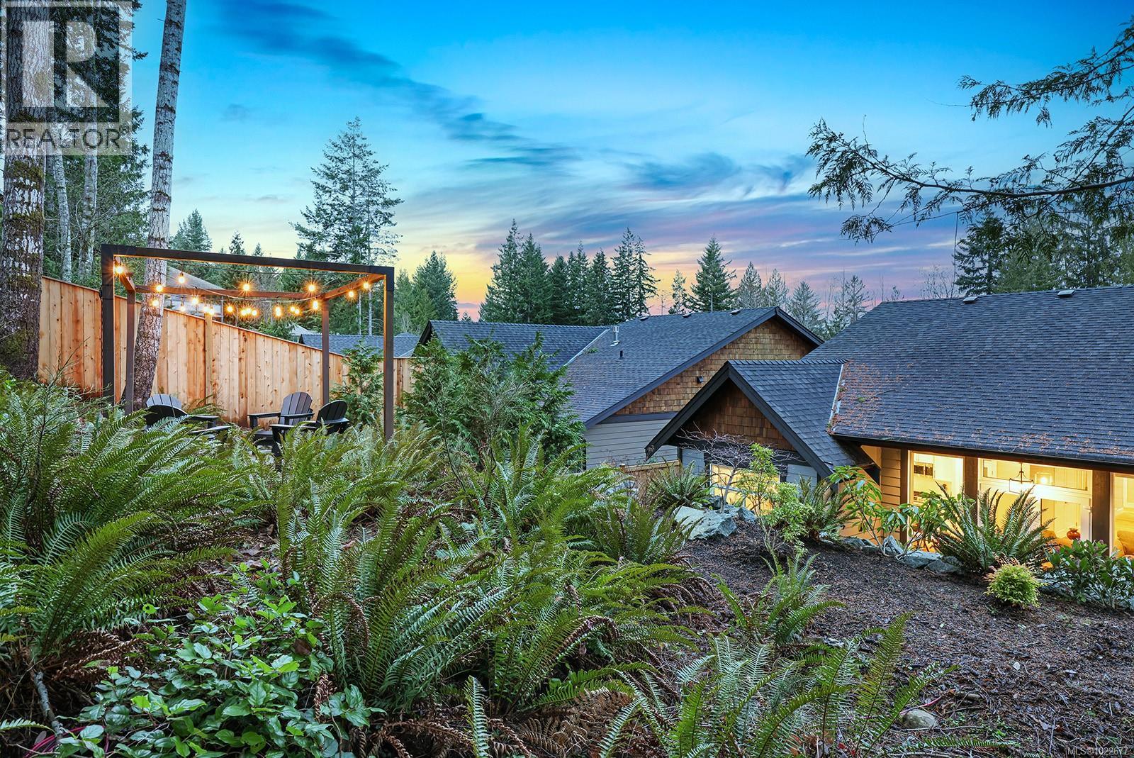 3221 Klanawa Cres, Courtenay