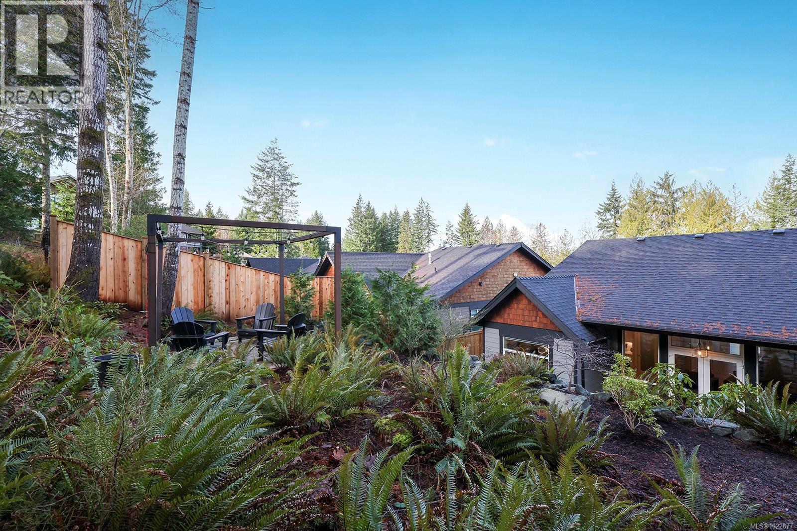 3221 Klanawa Cres, Courtenay