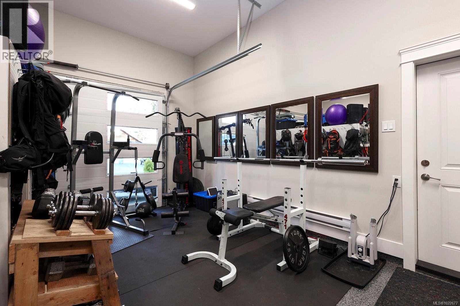 3221 Klanawa Cres, Courtenay