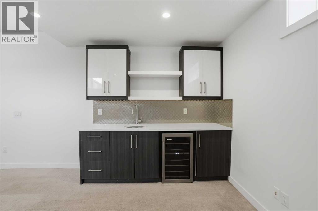 Single Family House for Sale in  Westmount Road NW West Hillhurst Calgary 