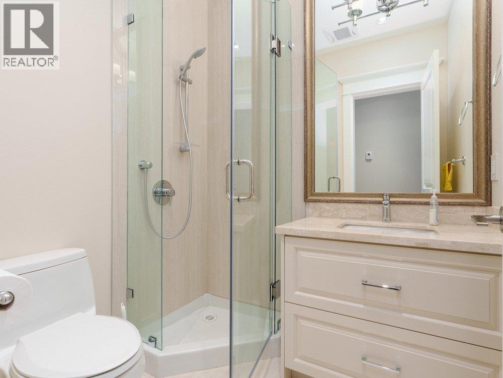 1260 KINGS AVENUE, West Vancouver