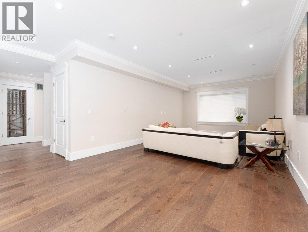 1260 KINGS AVENUE, West Vancouver