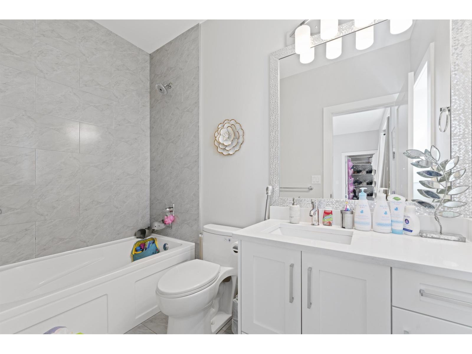 16466 103 AVENUE, Surrey