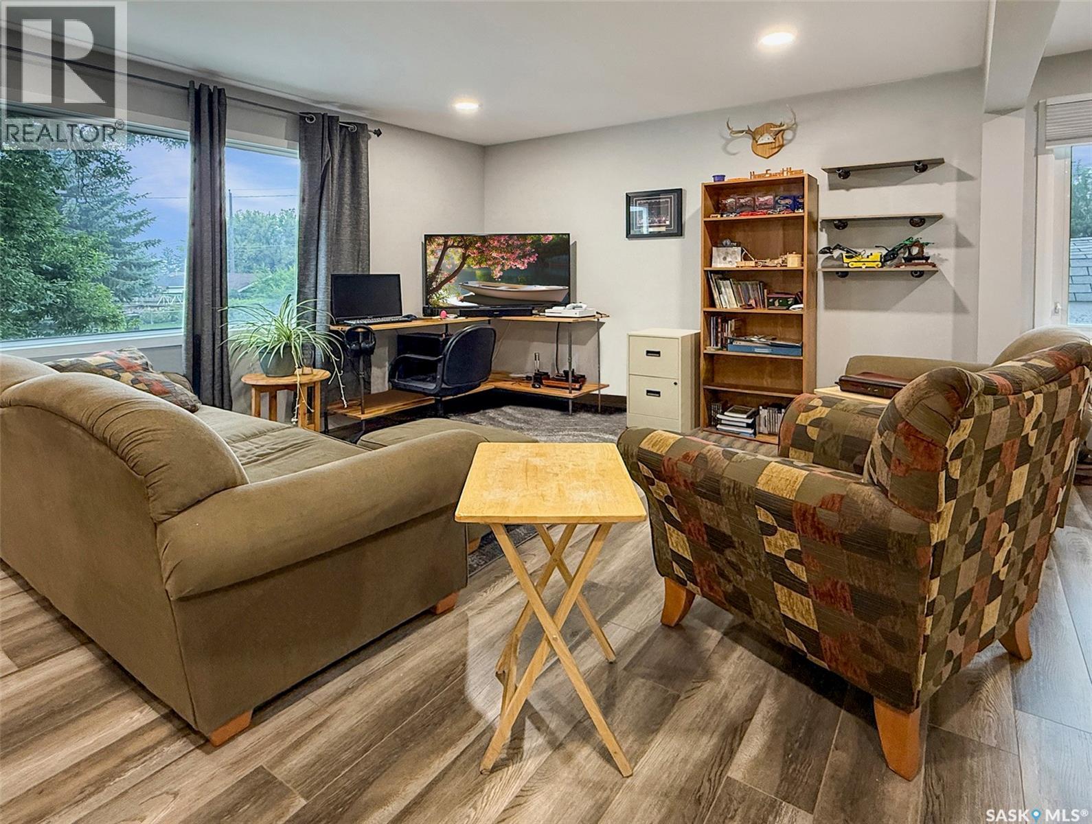 Single Family House for Sale in  th AVENUE NW Swift Current 