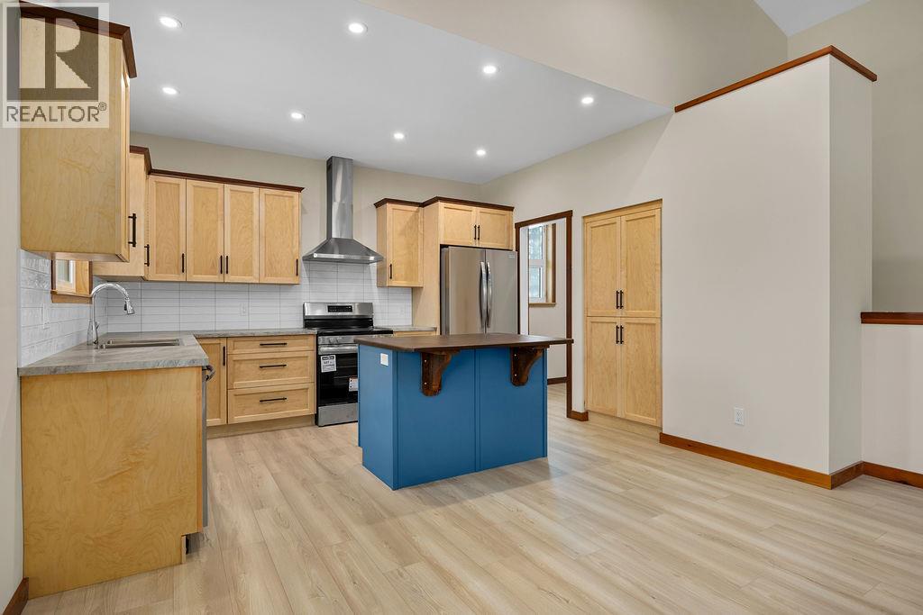  766 Balsam Road, Kelowna