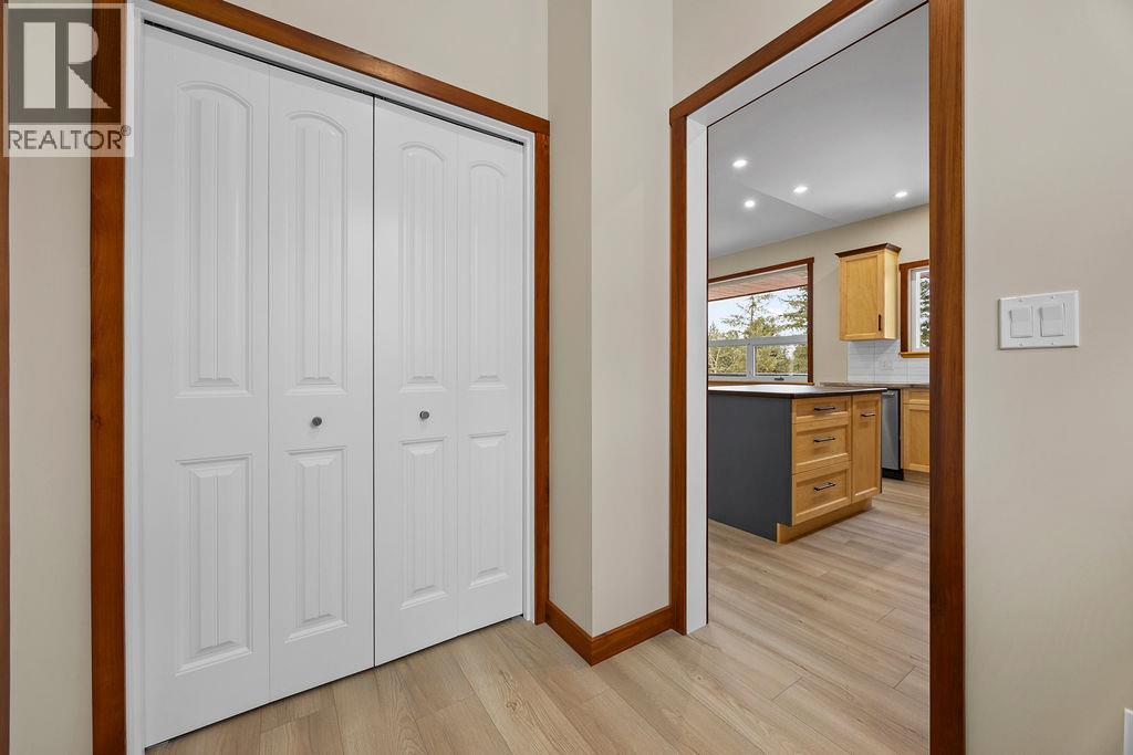  766 Balsam Road, Kelowna