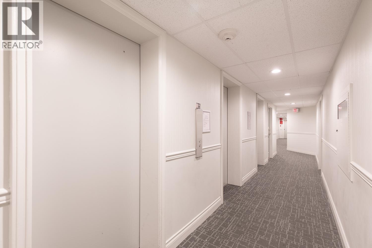 903 2024 FULLERTON AVENUE, North Vancouver