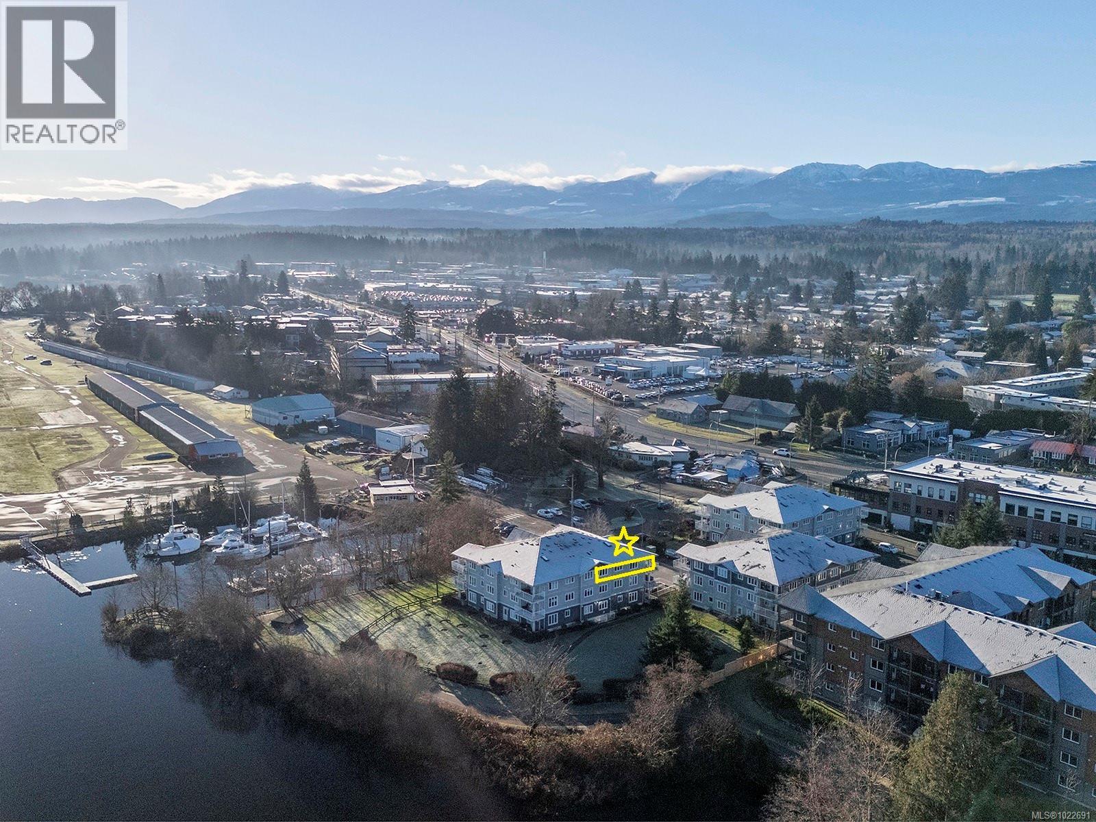 33 111 20th St, Courtenay