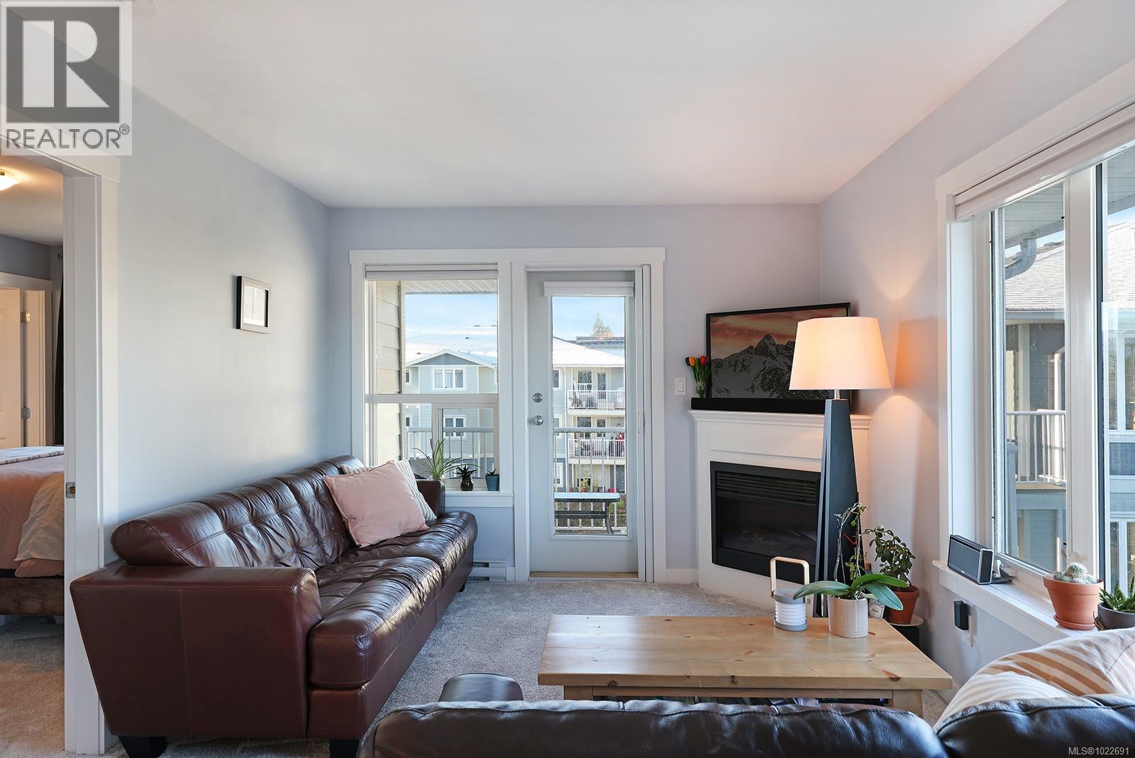 33 111 20th St, Courtenay