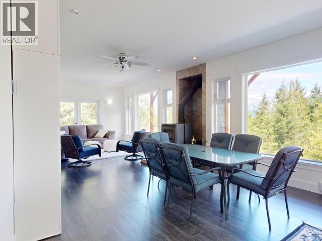 2389 WALL STREET, Texada Island